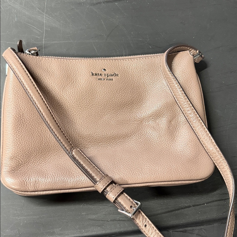 Kate Spade Beige Leather Shoulder Bag